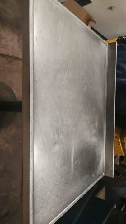 Mesada de acero