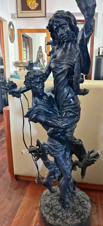 Lámparas veladoras escultura antigua