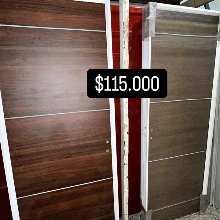 Puerta de melamina con insertos