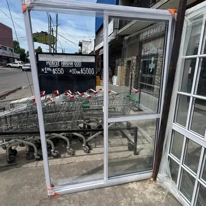 Ventanas y ventanales línea herrero aluminio blanca