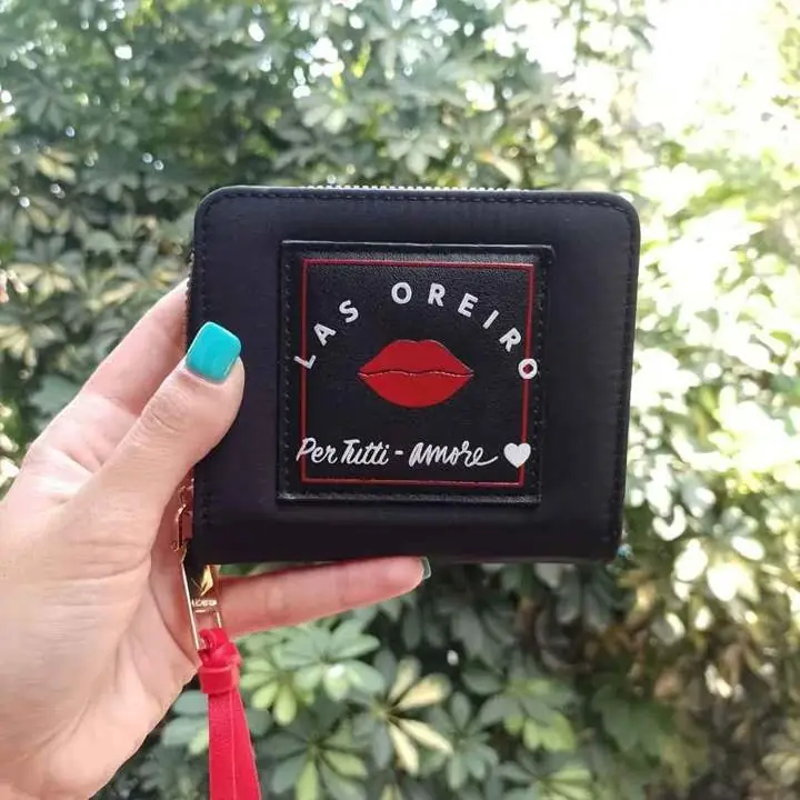 Billetera las Oreiro