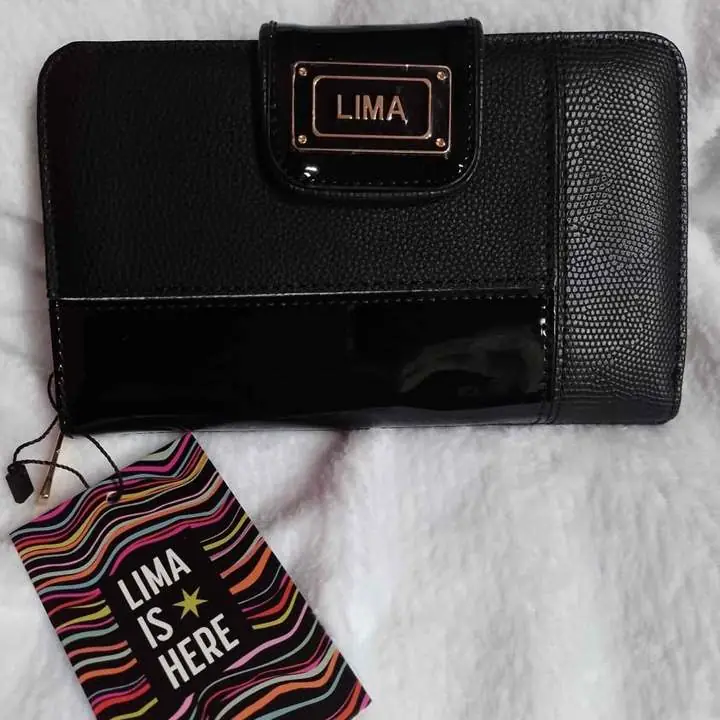 Maxi Billetera Lima