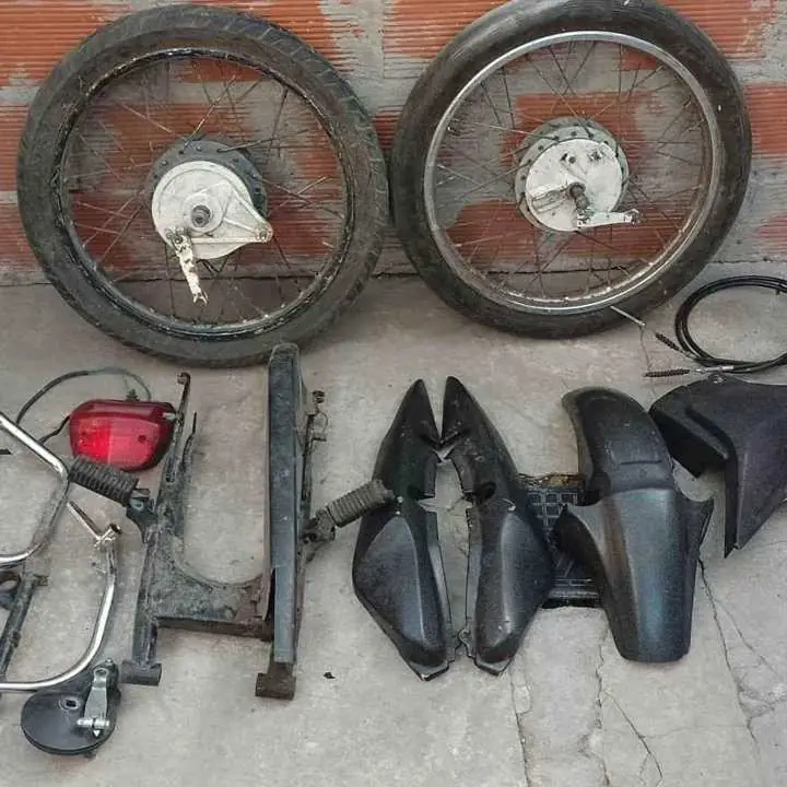 Vendo todo junto $20 mil