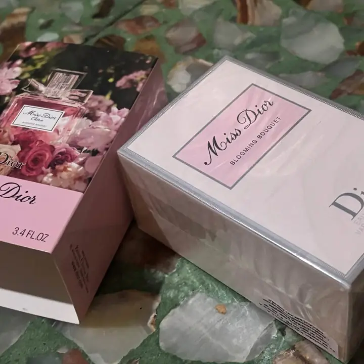 Stracto miss Dior 100 ml ! + bálsamo de regalo Dior Pink 001