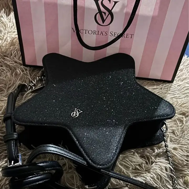 Cartera bandolera de victorias Secret ! Estrella