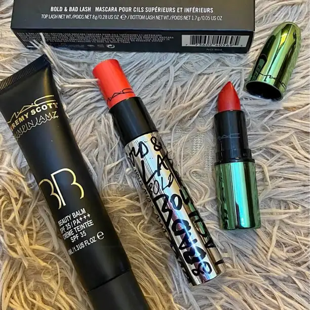 Set completo de maquillaje envíos o entregas personales