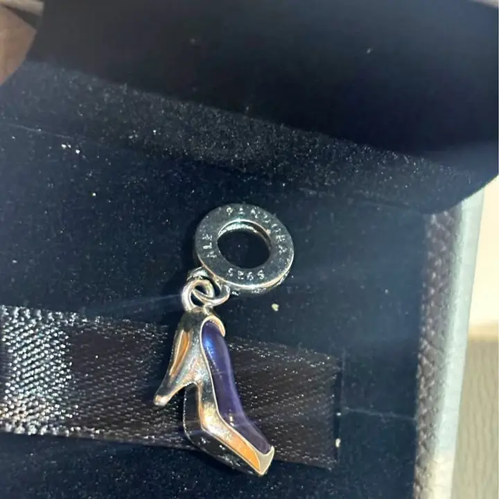 Charms Pandora original sellados plata 925 ale en su estuche !