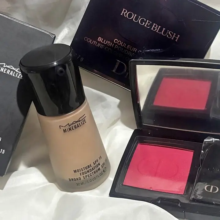Base mate vidrio mineralize + rubor de Dior + labial mate barra Dior !