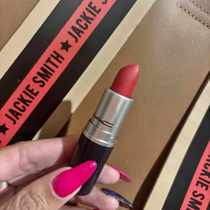 Labial mate barra ! Envíos o entregas personales