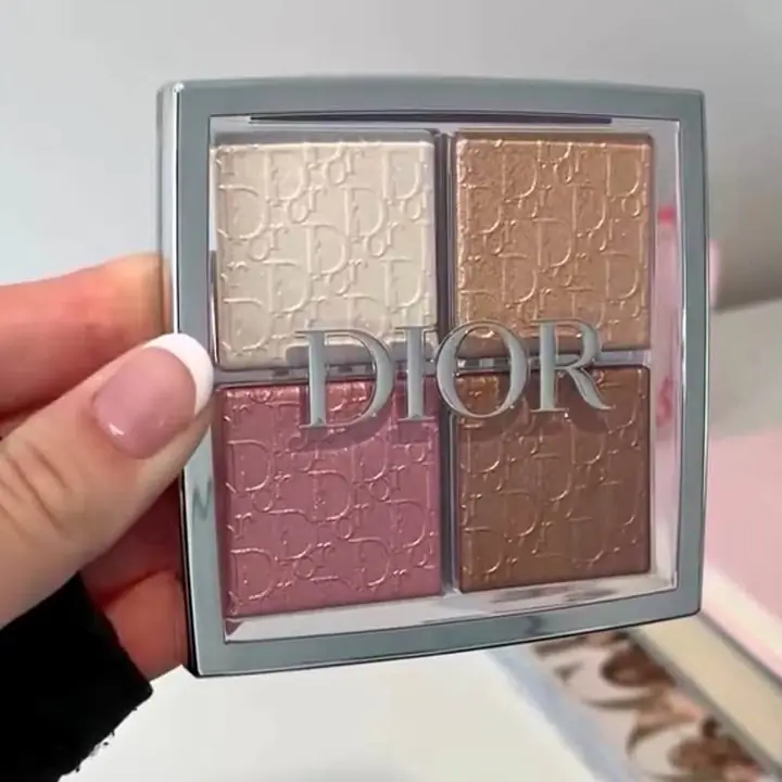 Paleta original de Dior envíos o entregas personales! Promoción