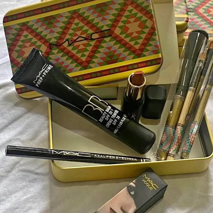 Box de maquillaje ideal para regalar en lata !