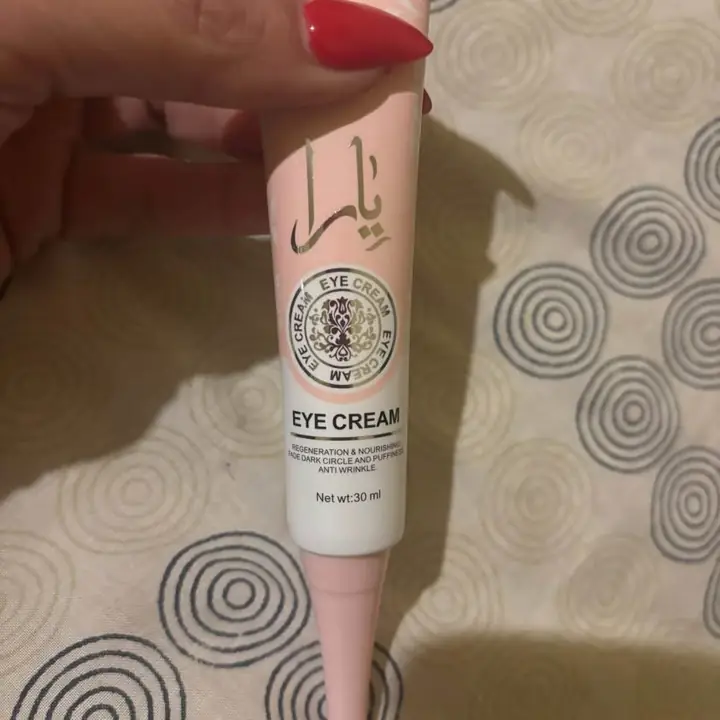 Contorno de ojos con Serun ! Regenerador de piel y elimina las bolsas
