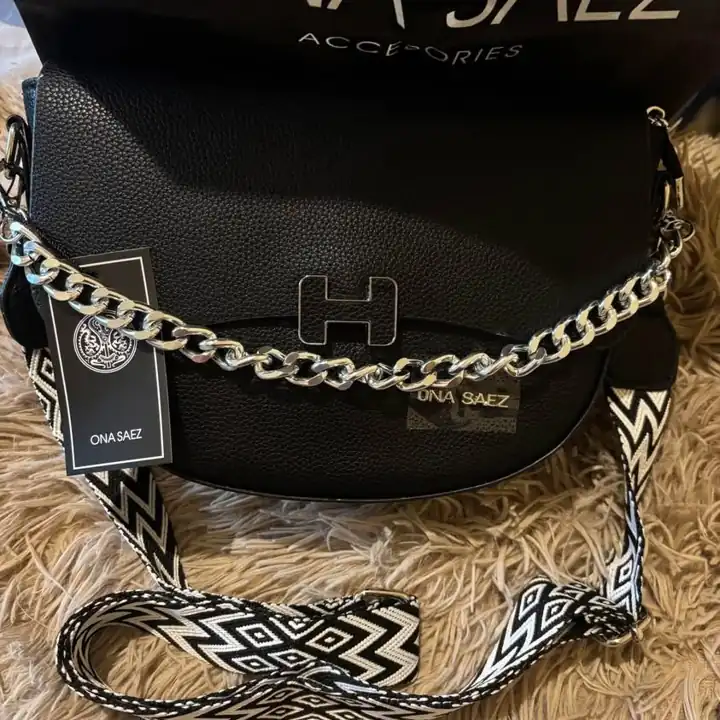 Cartera original de ona Sáez ! Envíos o entregas personales!