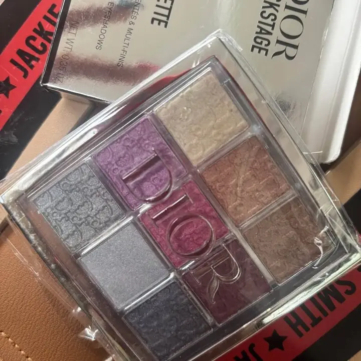 Paleta de sombra original de Dior !
