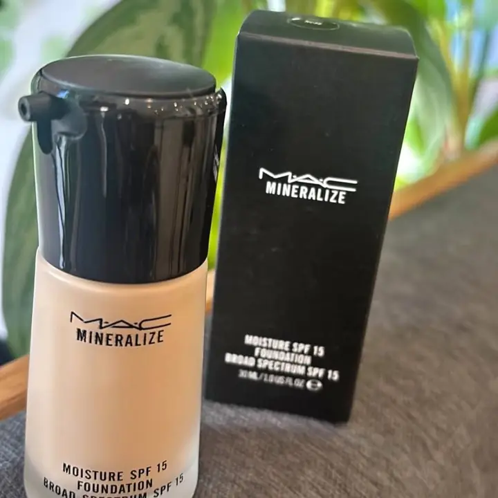 Rubor Laurent tono 42 + base mineralize Mac !