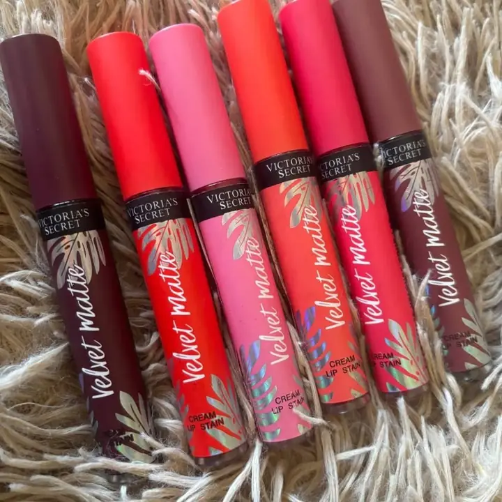 Labial mate indeleble 2 x 1 ! Compras uno llevas 2 !