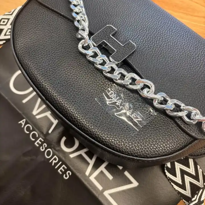 Cartera bandolera original de ona Sáez !