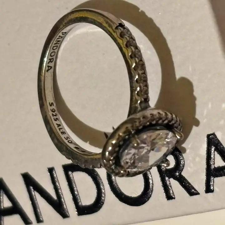Anillo 925 sellado en su estuche talle 16 ! sin uso !