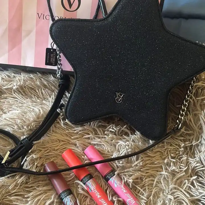 Bandolera de victorias Secret + 3 labial mate indeleble !