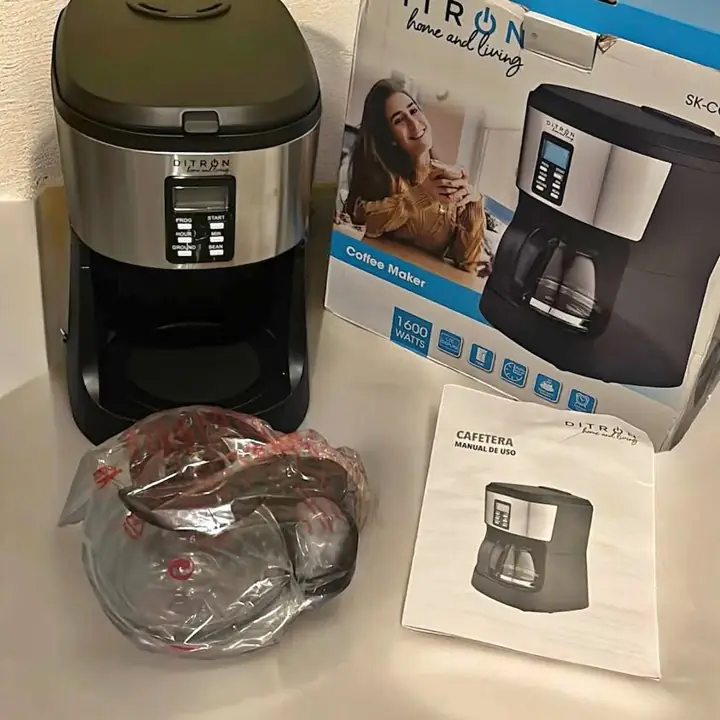 Cafetera digital expressa para café en grano o molido ! 6 tazas
