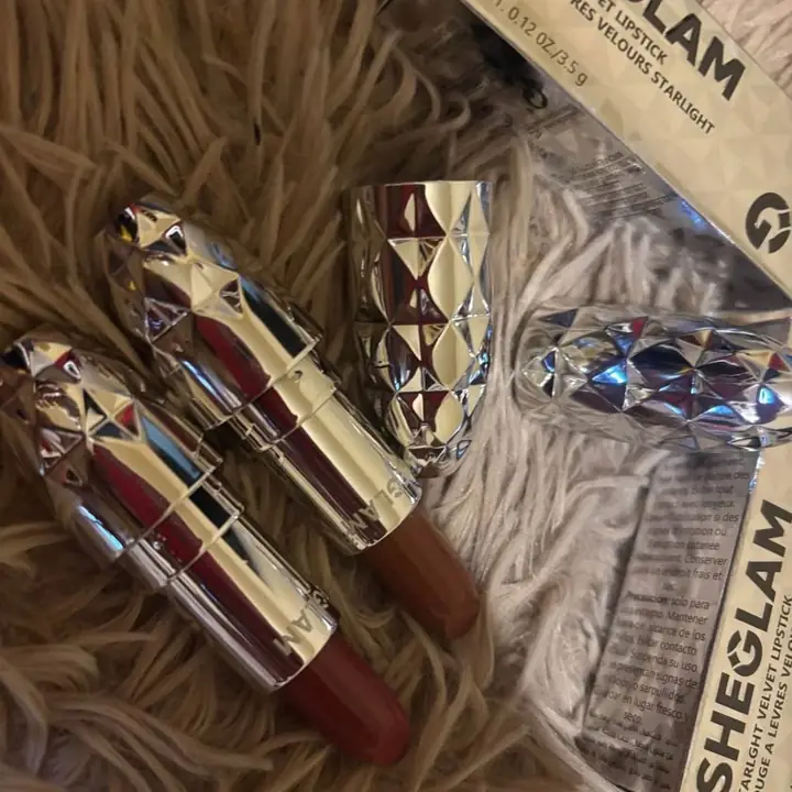 Labial mate barra Sheglam !