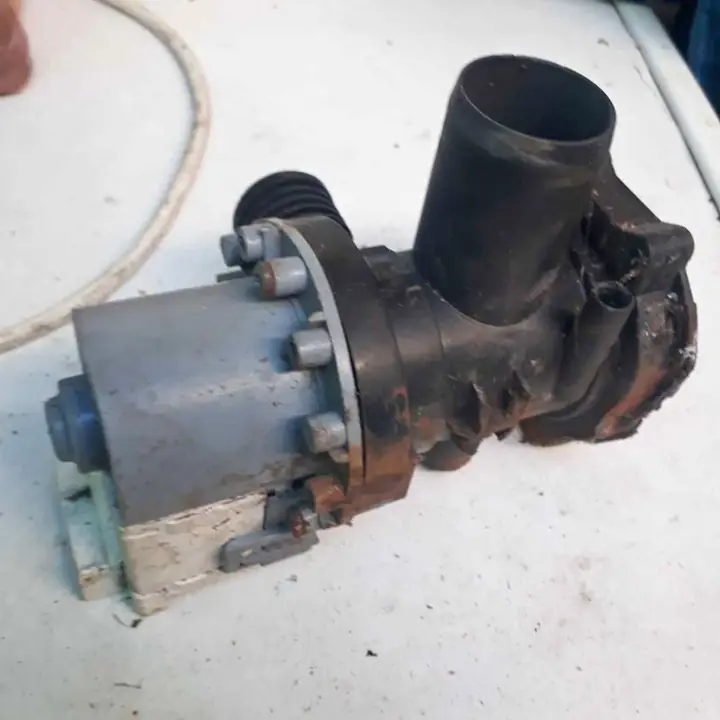 Bomba de desagote