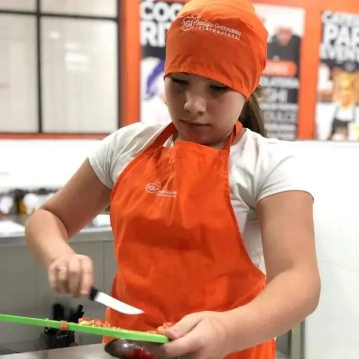 ¡100% Práctico donde los peques se convierten en chefs!