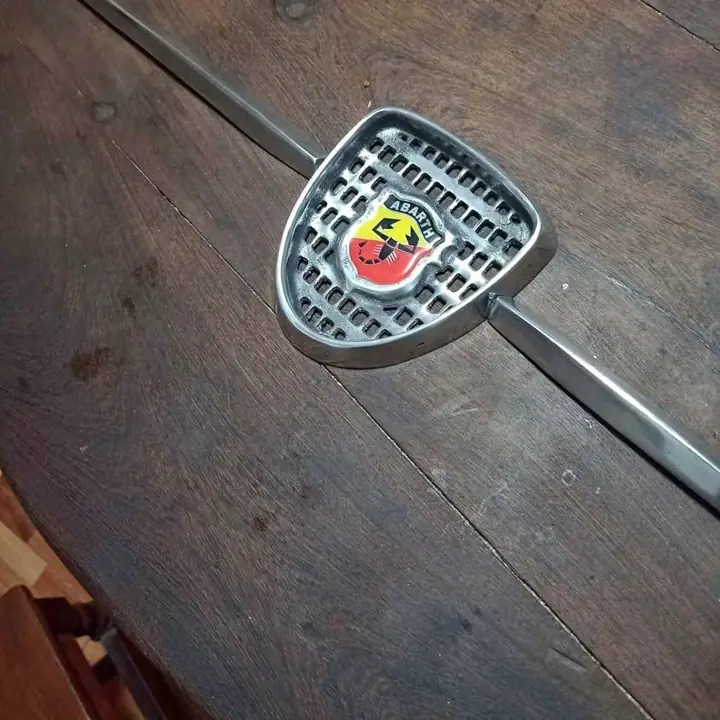 Parrilla Fiat abarth