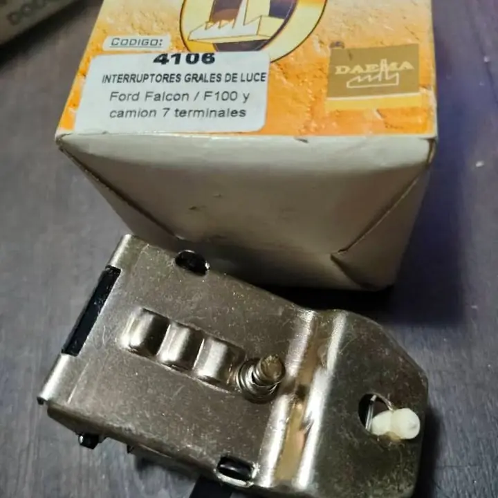 Ford falcón llave de luces