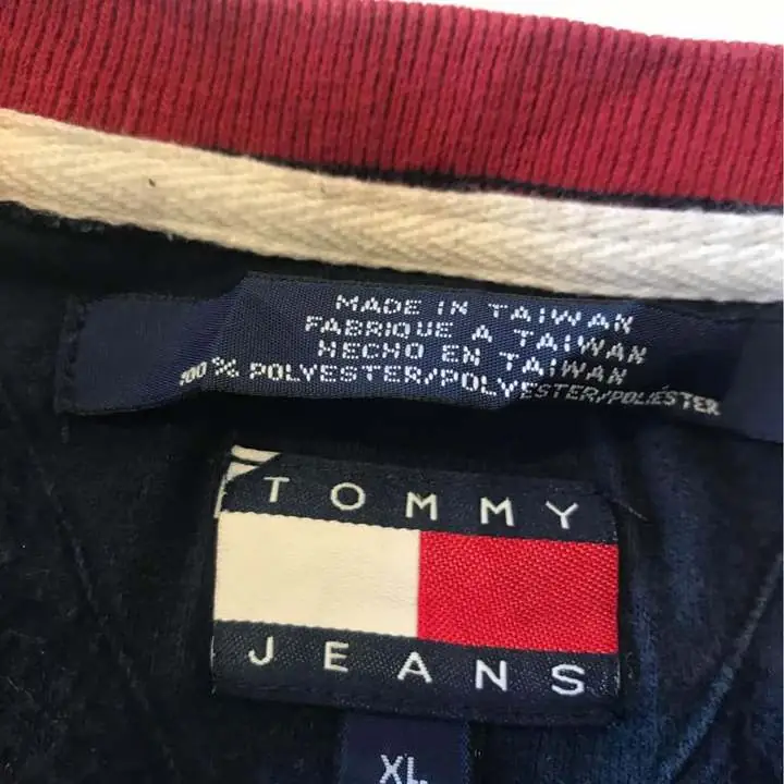 Buzo polar talle XL thommy hilfilger