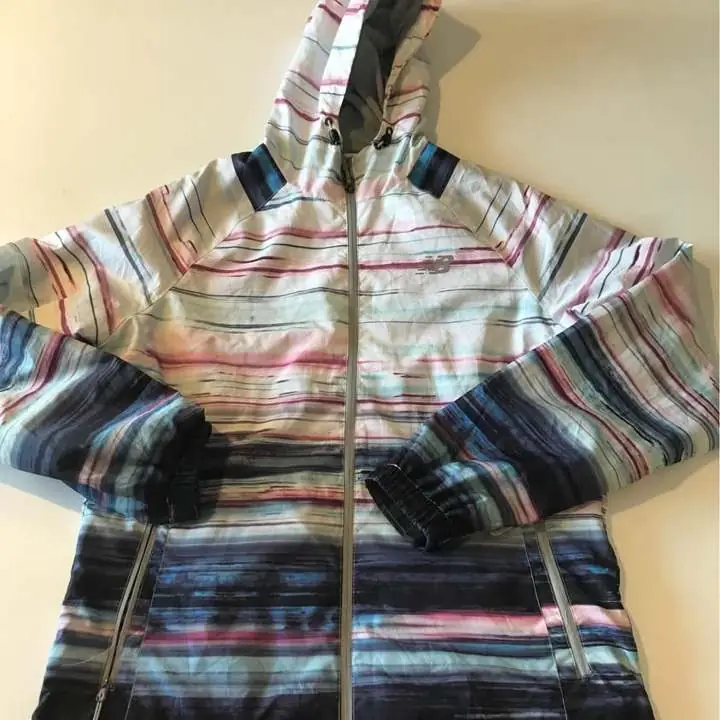 Campera new balance talle L