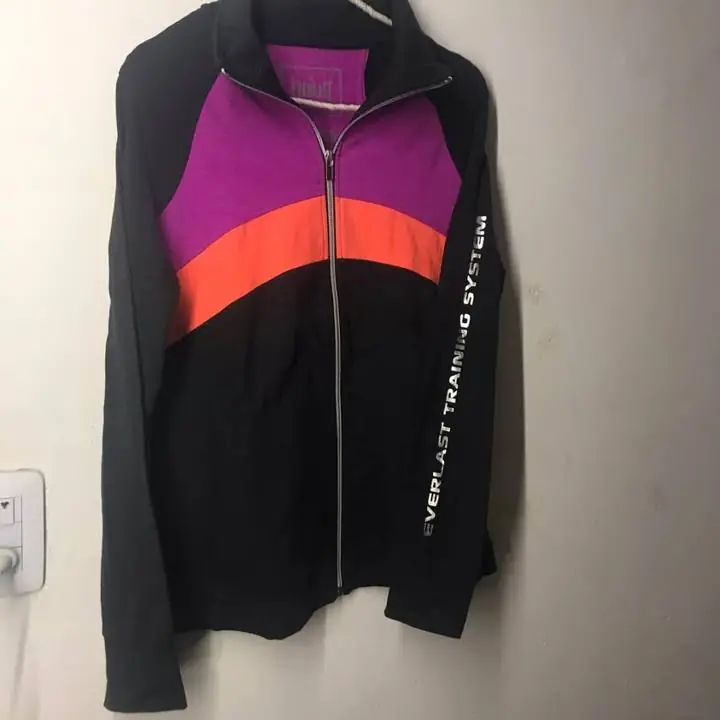 Campera deportiva