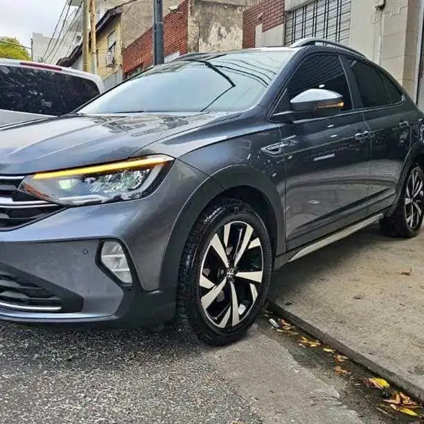 Volkswagen nivus highline cuero 200TSI AT 2020