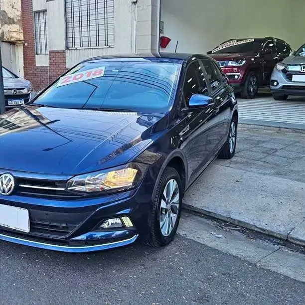 Volkswagen polo highline MT 2018