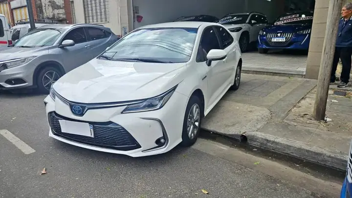 Toyota Corolla Xei Ecvt HY 2025