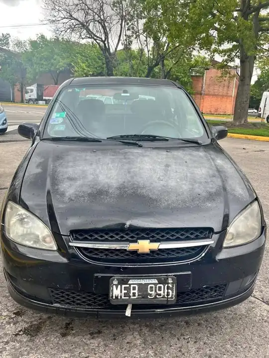 $ 5.300.000 Chevrolet Corsa classic spirit 1.4 GNC 241.000km año 20012 excelente mecánica andar