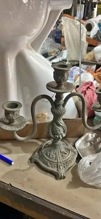Candelabro de bronce