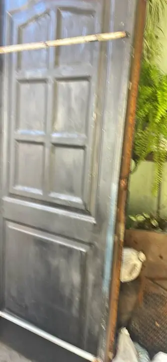 Puerta de chapas recuerdas con Marcos