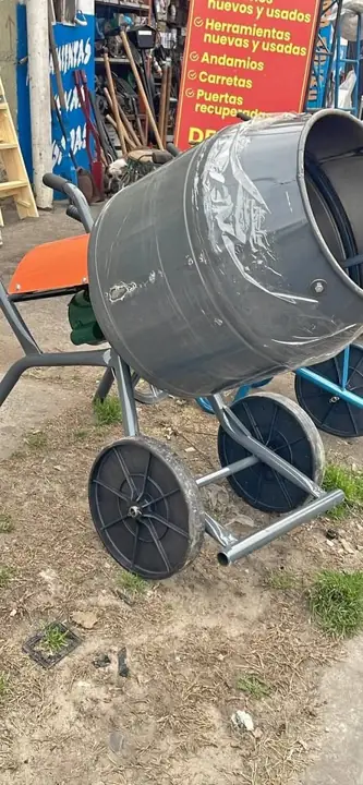 Trompos y hormigoneras