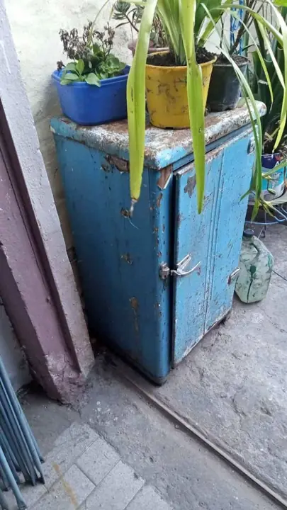 Heladera de campo en buen estado