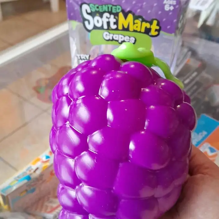 Squishy uva XL
