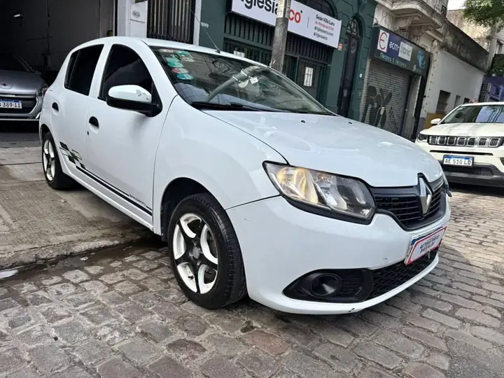Renault sandero nafta/gnc