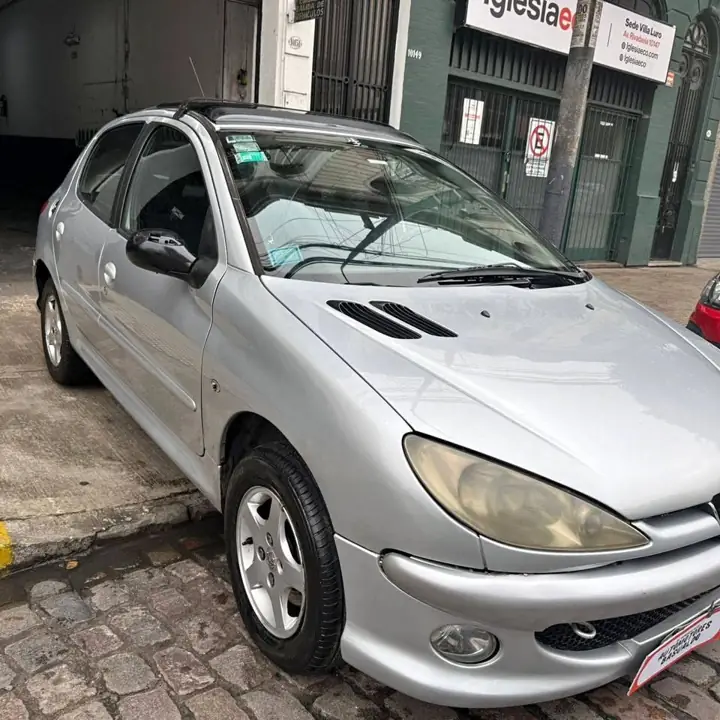 Peugeot 206XT nafta automáticao