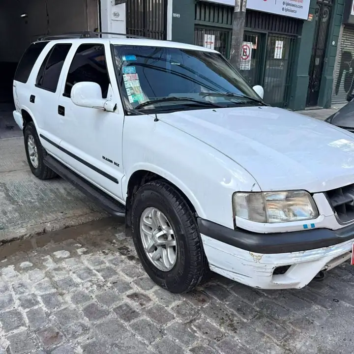 Chevrolet bleazer DLX 4X4