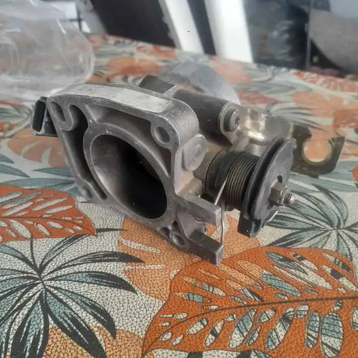 Cuerpo mariposa Ford Rocam 1.6