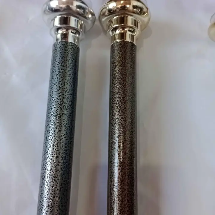 Barral extensible para línea lujo de aluminio en blanco negro y beige 8.000