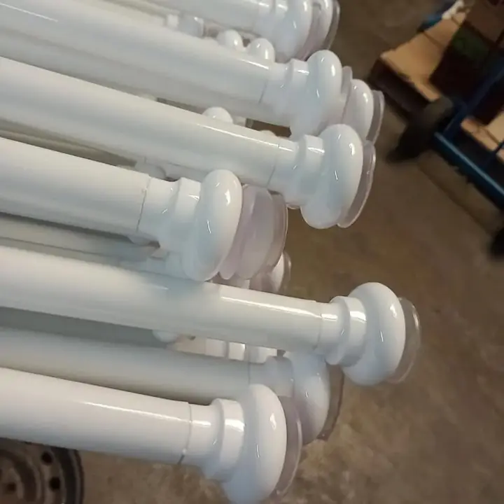 Barrales extensibles de aluminio pintado de 1a2 metros .en blancos y en negros 2.900