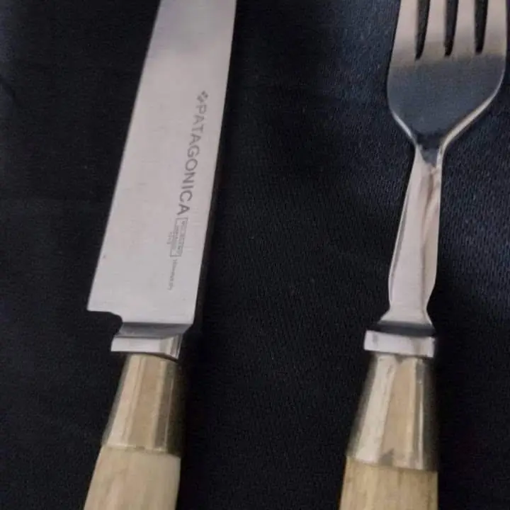 Juego de Cuchillo y tenedor asado