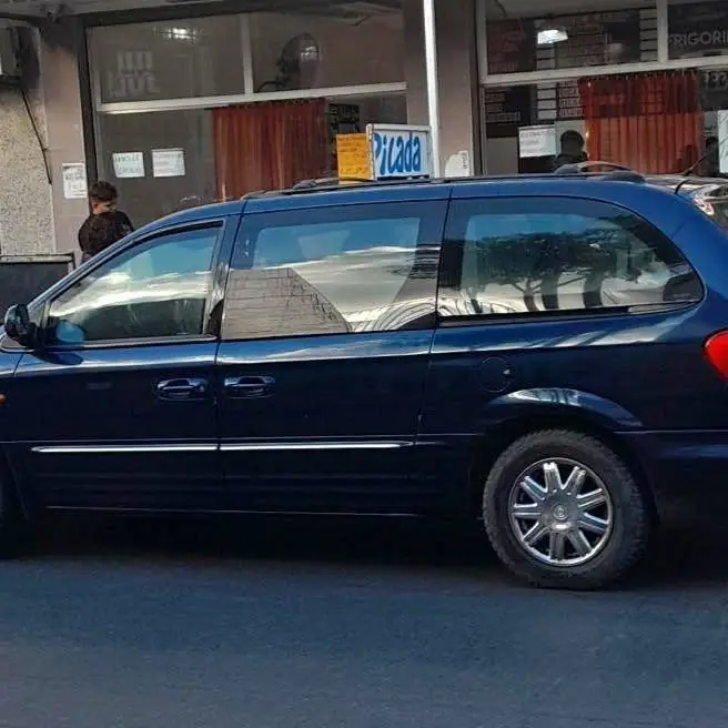 Camioneta blindada RB3 7 asientos $14.000.000