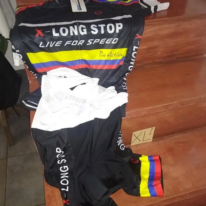 Conjunto ciclistas importados badana 9 D con gell talles M.L.XL